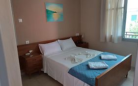 Giotas Apartments - Studios